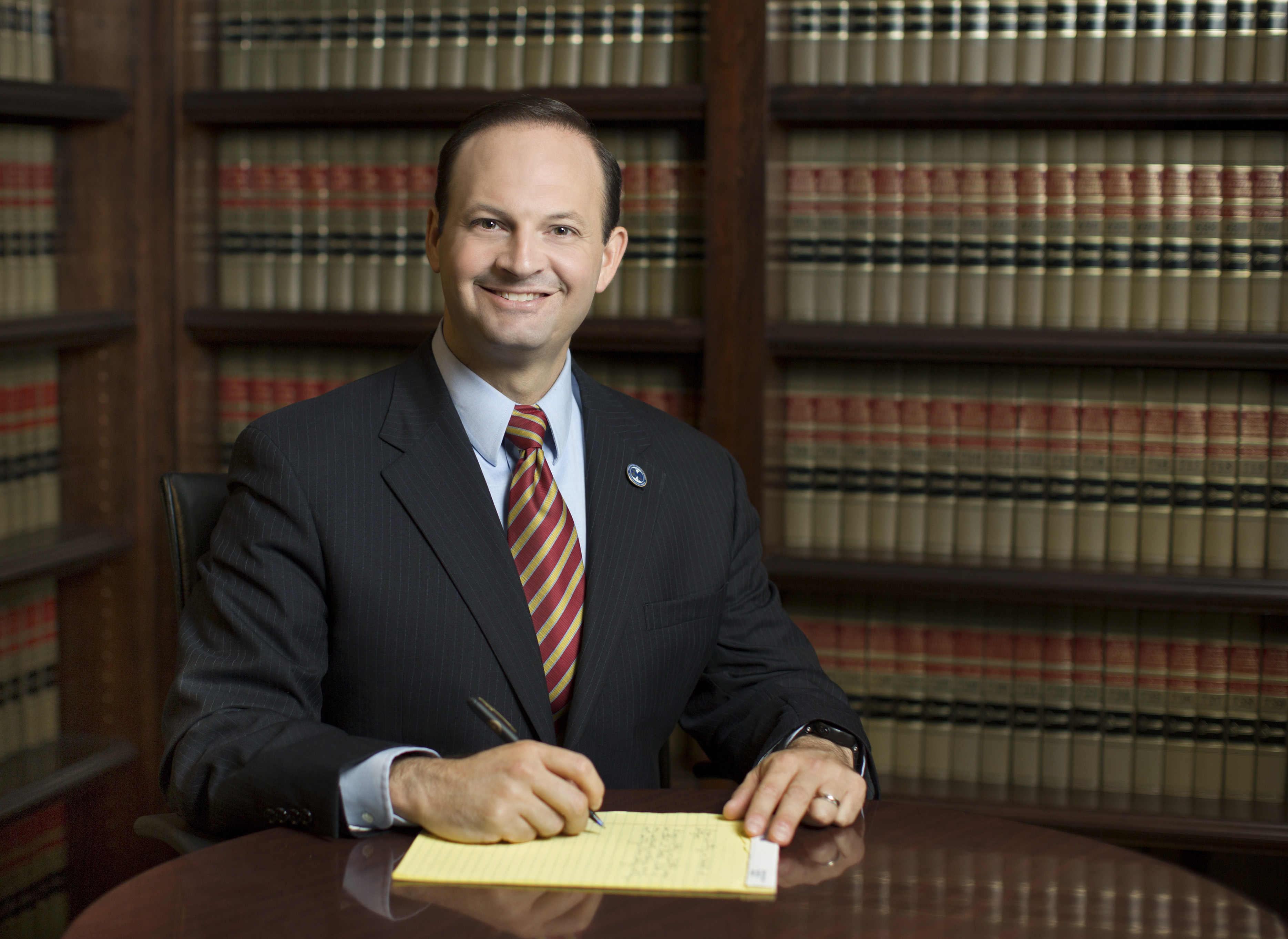 AG-Wilson-Sitting-Desk.jpg